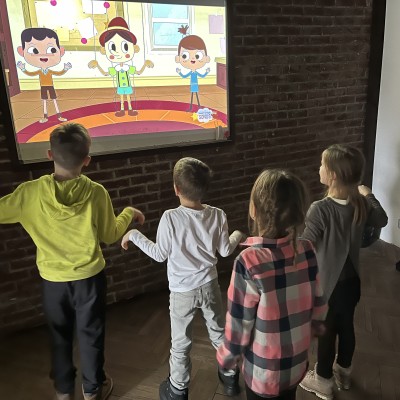 Hudba, pohyb, angličtina