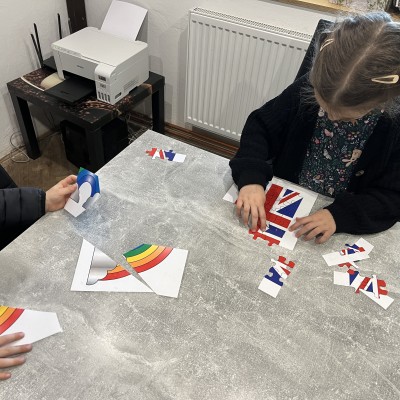 Tvoříme, tvoříme, tvoříme....