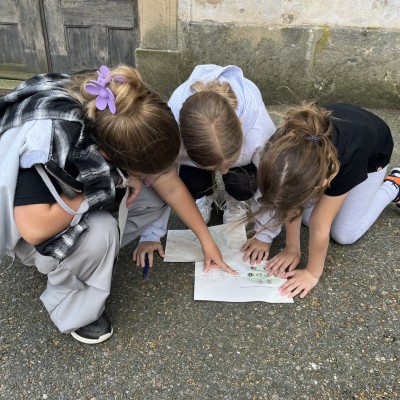 Nakonec jsme zjistili, že největší problém dělá orientace v mapě a né angličtina :-D