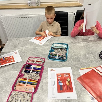 Stříháme, vyrábíme, učíme se