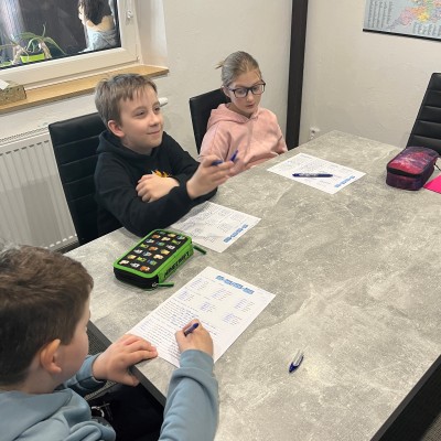 Procvičování ukazovacích zájmen