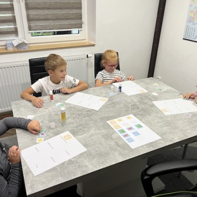 Lepení a vyrábění 